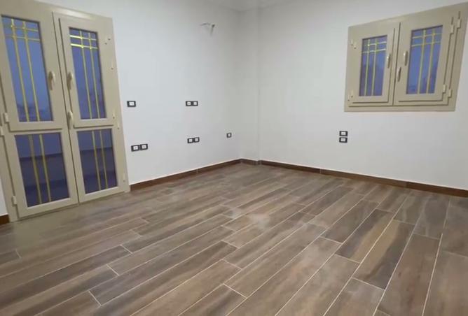 101481440 - Property Image 2