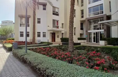 شقة - 3 غرف نوم - 3 حمامات للبيع في سيراس - اب تاون كايرو - المقطم - القاهرة