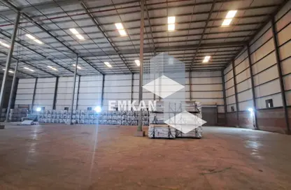 Warehouse - Studio - 5 Bathrooms for sale in Industrial Zone St   Al Central Road - Industrial Area - 6 October City - Giza