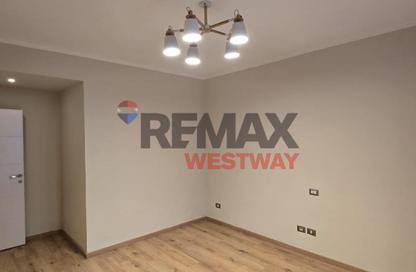 Apartment - 2 Bedrooms - 3 Bathrooms for rent in October Plaza - 6 October Compounds - 6 October City - Giza