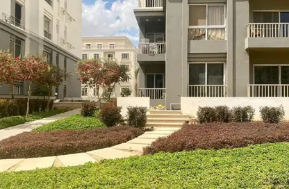 Apartment - 2 Bedrooms - 3 Bathrooms for sale in Garden Residence - Hyde Park - New Cairo City - Cairo