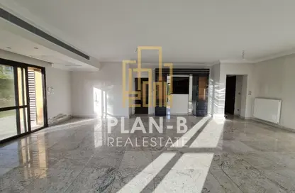 شقة - 3 غرف نوم - 3 حمامات للايجار في 6 ويست - بيفرلي هيلز - كمبوندات الشيخ زايد - الشيخ زايد - الجيزة