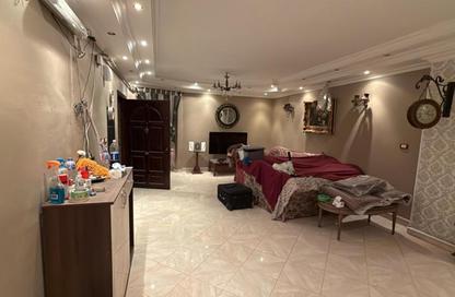 Apartment - 4 Bedrooms - 2 Bathrooms for sale in 3rd District - 6 October City - Giza