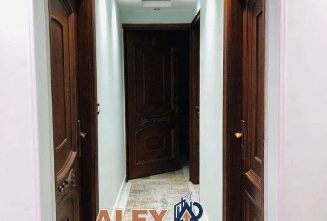 97425529 - Property Image 3