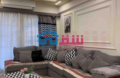Apartment - 3 Bedrooms - 2 Bathrooms for rent in Medhat Seif Elyazal Khalifa St. - Cleopatra - Hay Sharq - Alexandria