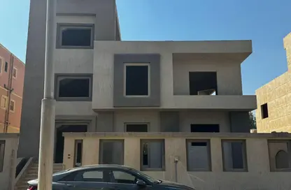 فيلا - 6 غرف نوم - 4 حمامات للبيع في الحي المتميز - مدينة 6 أكتوبر - الجيزة