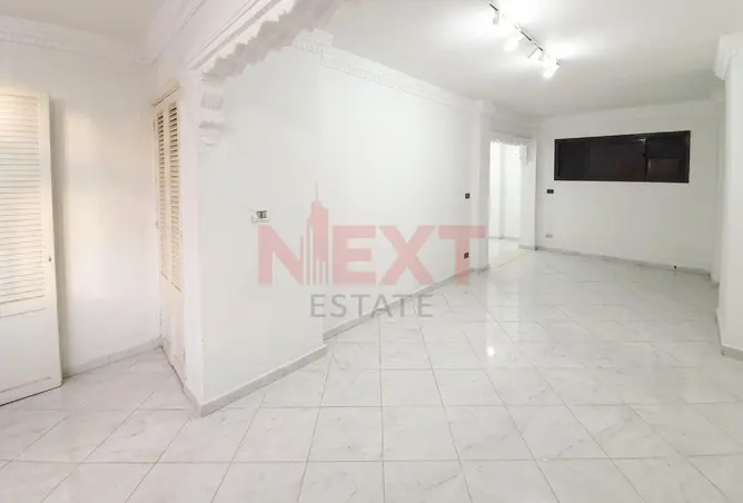 120888021 - Property Image 2