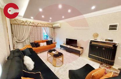 Apartment - 3 Bedrooms - 3 Bathrooms for sale in Ahmed Shawky St. - Roushdy - Hay Sharq - Alexandria