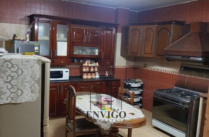 Apartment - 3 - 3 for sale in Ahmed Al Zomor St. - 9th Zone - Nasr City - Cairo