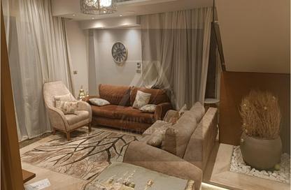 Apartment - 3 Bedrooms - 3 Bathrooms for rent in Stone Residence - 5th Settlement Compounds - The 5th Settlement - New Cairo City - Cairo