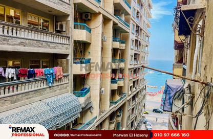 Apartment - 4 Bedrooms - 2 Bathrooms for sale in Abou Al Arab St. - Miami - Hay Awal El Montazah - Alexandria