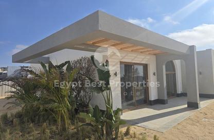 Chalet - 3 Bedrooms - 3 Bathrooms for sale in Azha North - Ras Al Hekma - North Coast
