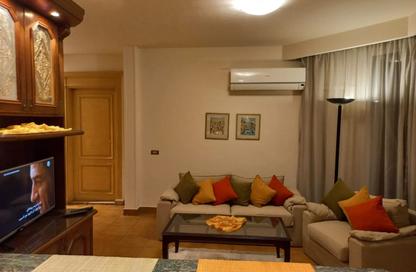 Apartment - 2 Bedrooms - 2 Bathrooms for rent in Al Ahrar St. - Dokki - Giza