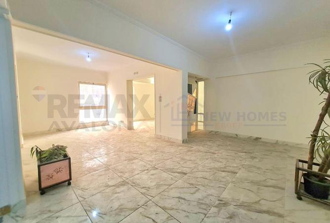 74044859 - Property Main Image