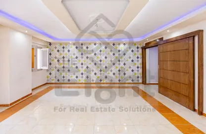 Apartment - 3 Bedrooms - 2 Bathrooms for sale in Tiba St. - Cleopatra - Hay Sharq - Alexandria