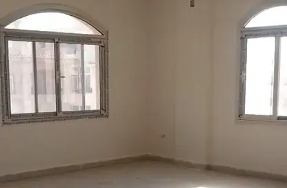 Apartment - 3 Bedrooms - 2 Bathrooms for rent in Mohamed Naguib Axis - Abou El Houl - New Cairo City - Cairo