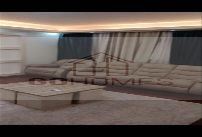 8602301 - Property Image 2