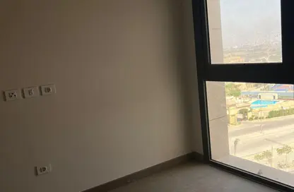 Apartment - 2 Bedrooms - 2 Bathrooms for sale in Park Side Residence - Zed Towers - Sheikh Zayed Compounds - Sheikh Zayed City - Giza