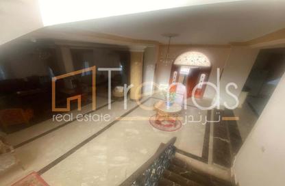 Villa - 4 Bedrooms - 4 Bathrooms for sale in Musab Bin Omair St. - Area E - Ganoob El Acadimia - New Cairo City - Cairo