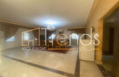 Villa - 4 Bedrooms - 4 Bathrooms for sale in Musab Bin Omair St. - Area E - Ganoob El Acadimia - New Cairo City - Cairo