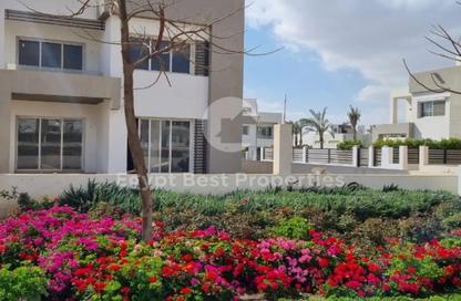 Villa - 4 - 4 for sale in Cluster 18 - Hyde Park - New Cairo City - Cairo