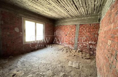 Apartment - 3 Bedrooms - 2 Bathrooms for sale in Galleria Moon Valley - South Investors Area - New Cairo City - Cairo Apartment - 3 Bedrooms - 2 Bathrooms for sale in Galleria Moon Valley - South Investors Area - New Cairo City - Cairo