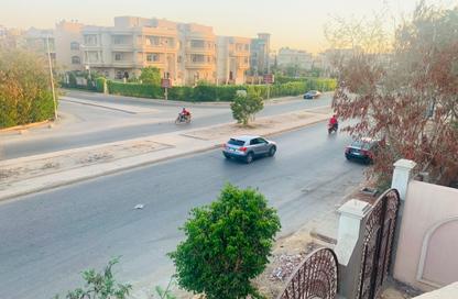 Apartment - 3 Bedrooms - 2 Bathrooms for sale in Street70 - District 2 - The 5th Settlement - New Cairo City - Cairo