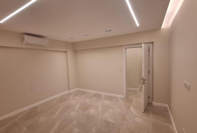 8713319 - Property Main Image