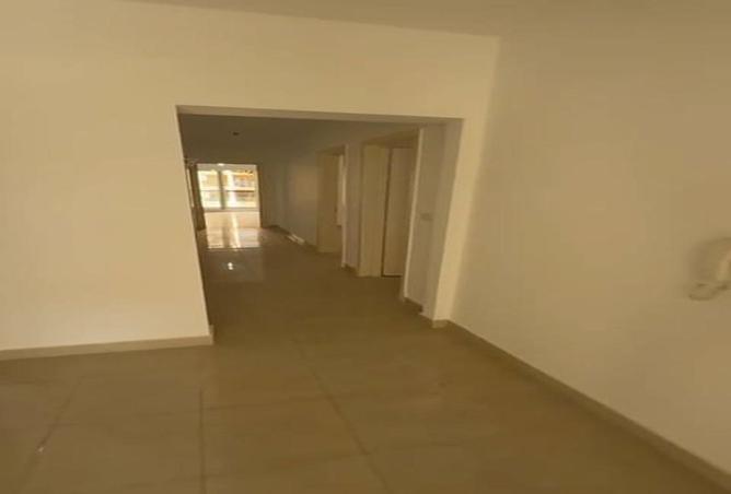 8644890 - Property Image 3