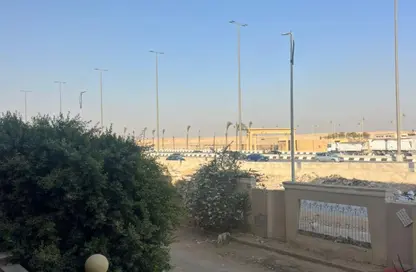 شقة - 3 غرف نوم - 2 حمامات للبيع في البوابة الثالثة - منقرع - حدائق الاهرام - الجيزة