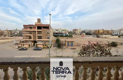 شقة - 4 غرف نوم - 3 حمامات للايجار في شارع الصفا - الشيخ زايد - الجيزة