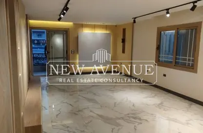 مساحات مكتبية - غرفة نوم - 1 حمام للايجار في مساكن شيراتون - شيراتون المطار - النزهة - القاهرة