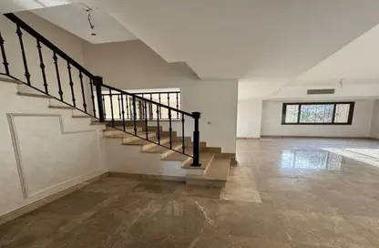 Villa - 4 Bedrooms - 5 Bathrooms for sale in Mountain View 4 - 6 October Compounds - 6 October City - Giza