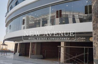 Retail - Studio - 2 Bathrooms for rent in El Koronfel - The 5th Settlement - New Cairo City - Cairo