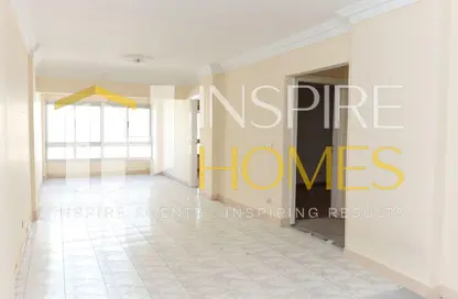 Apartment - 2 Bedrooms - 1 Bathroom for sale in Roushdy - Hay Sharq - Alexandria