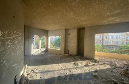 Whole Building - 7+ Bedrooms - 7+ Bathrooms for sale in Al Hekma St. - Sheikh Zayed City - Giza
