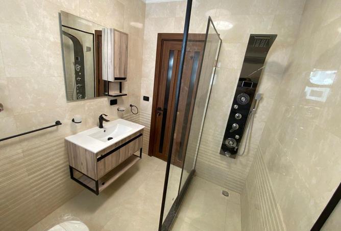 72448357 - Property Image 3