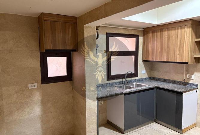 99802298 - Property Image 3