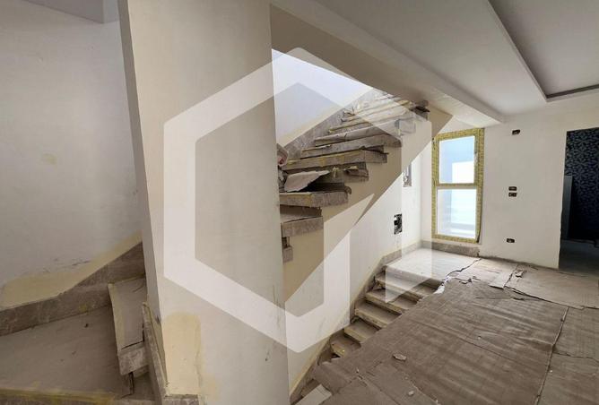 77326810 - Property Image 3