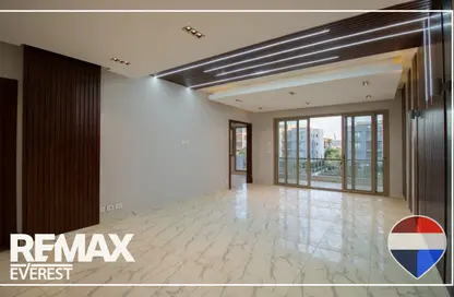 شقة - 3 غرف نوم - 5 حمامات للايجار في بارك سايد ريزيدنس - أبراج زيد - كمبوندات الشيخ زايد - الشيخ زايد - الجيزة