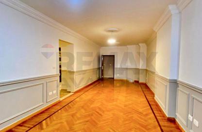 Apartment - 3 Bedrooms - 2 Bathrooms for sale in Kafr Abdo - Roushdy - Hay Sharq - Alexandria
