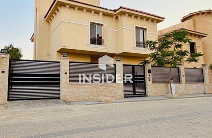 فيلا - 3 - 4 للبيع في ريحانا فيلاز - امتداد المستثمرين الشمالية - مدينة القاهرة الجديدة - القاهرة