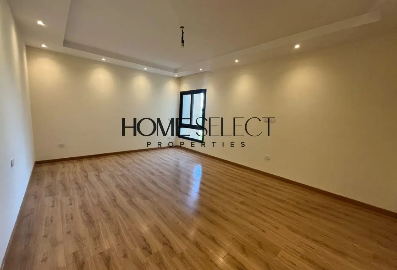 111022103 - Property Main Image
