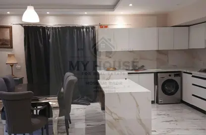 Apartment - 4 Bedrooms - 2 Bathrooms for rent in Stone Residence - 5th Settlement Compounds - The 5th Settlement - New Cairo City - Cairo