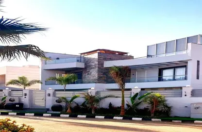 Villa - 5 Bedrooms - 5 Bathrooms for sale in Cleopatra Square - 26th of July Corridor - 6 October City - Giza