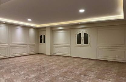 Apartment - 3 - 2 for sale in Street17 - District 3 - The 5th Settlement - New Cairo City - Cairo Apartment - 3 - 2 for sale in Street17 - District 3 - The 5th Settlement - New Cairo City - Cairo