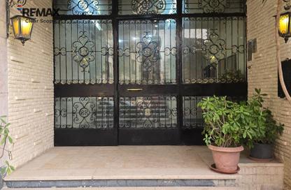 Apartment - 2 Bedrooms - 1 Bathroom for sale in Ard El Golf - Heliopolis - Masr El Gedida - Cairo