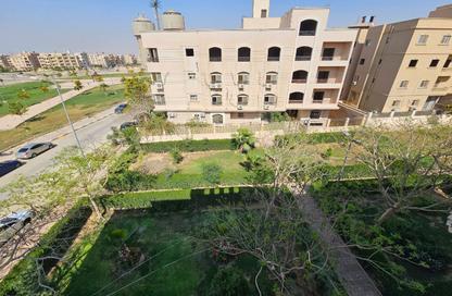 Apartment - 3 Bedrooms - 2 Bathrooms for sale in 7th Area - Shorouk City - Cairo Apartment - 3 Bedrooms - 2 Bathrooms for sale in 7th Area - Shorouk City - Cairo