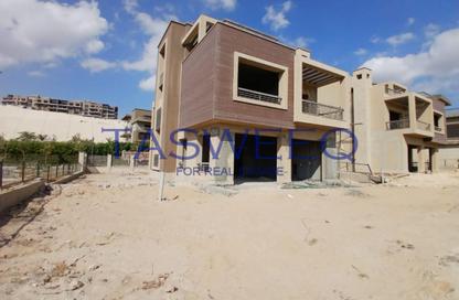 Villa - 5 Bedrooms - 5 Bathrooms for sale in New Giza - Cairo Alexandria Desert Road - 6 October City - Giza
