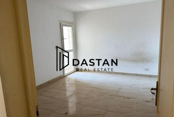84790629 - Property Image 3